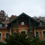 Bed and breakfast St. Hubertus étterem és Panzió Parádsasvár