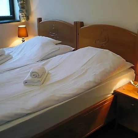 St. Hubertus Etterem Es Panzio Bed & Breakfast