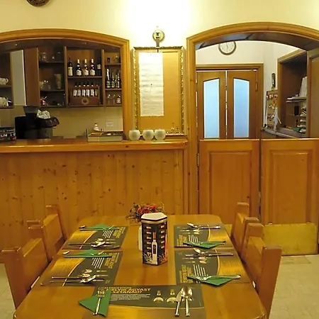 B&B St. Hubertus Etterem Es Panzio