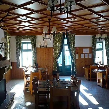 St. Hubertus Etterem Es Panzio Bed & Breakfast Paradsasvar