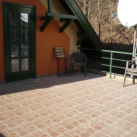 St. Hubertus Etterem Es Panzio