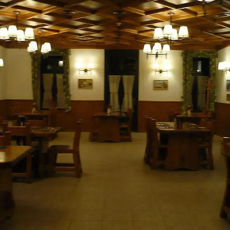 St. Hubertus Etterem Es Panzio * Paradsasvar