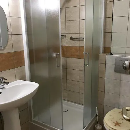 St. Hubertus Etterem Es Panzio B&B *