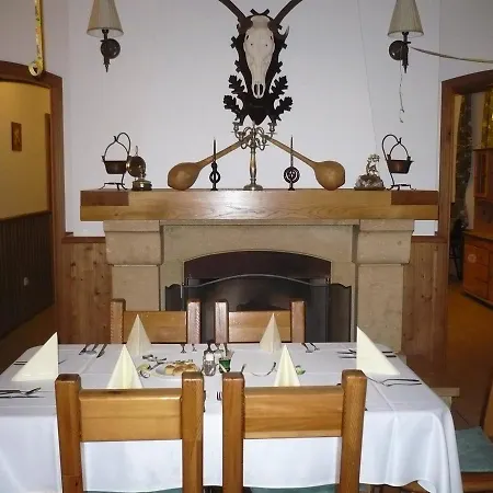 St. Hubertus étterem és Panzió Frühstückspension *