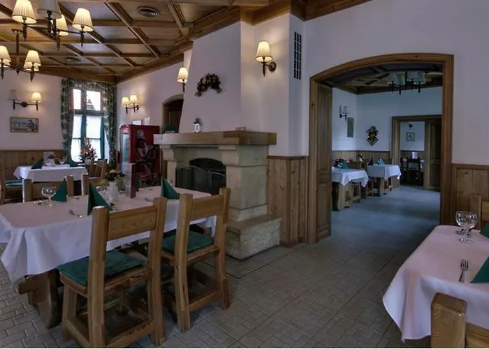 B&B St. Hubertus Etterem Es Panzio Parádsasvár