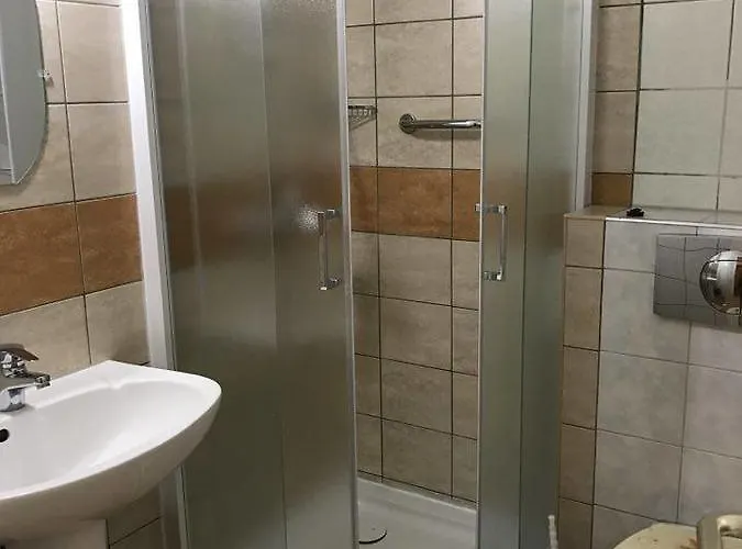 St. Hubertus Etterem Es Panzio B&B *